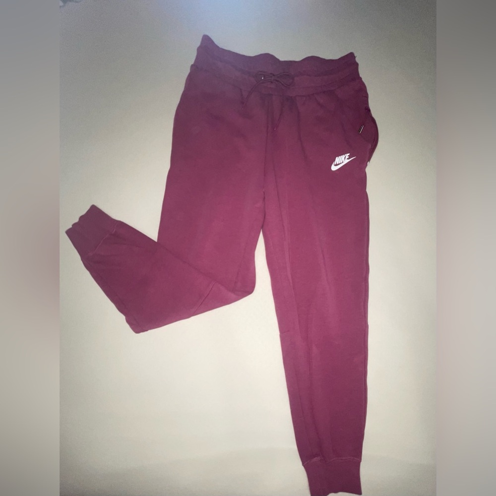 Nike joggers